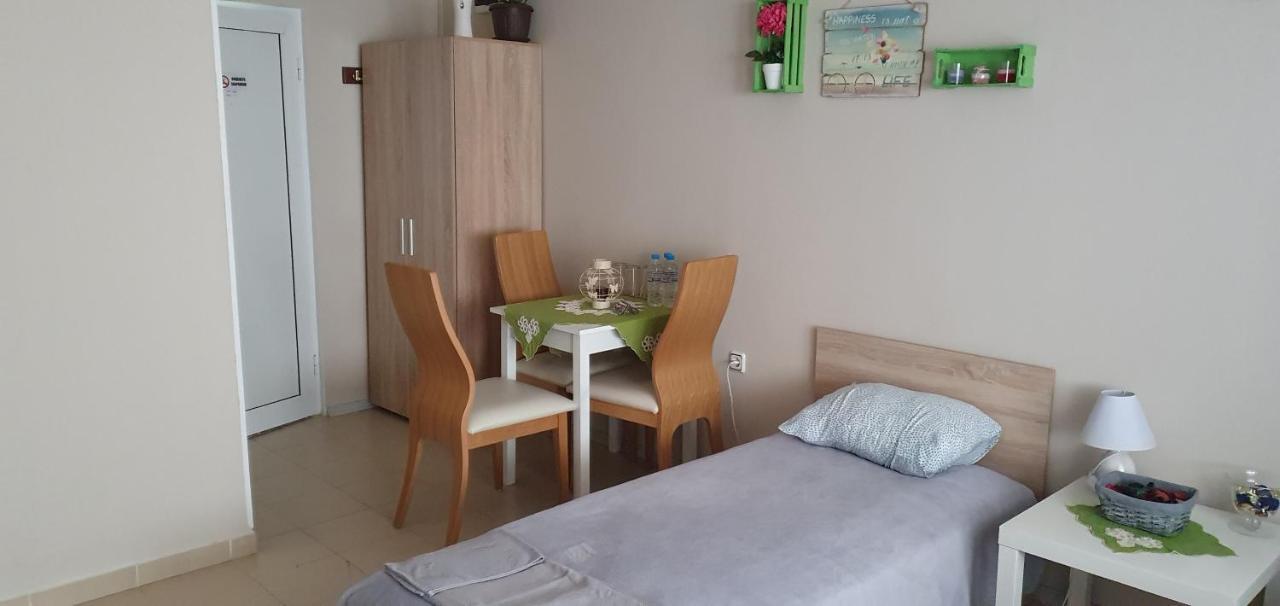 Rooms Lagat 特罗扬 外观 照片