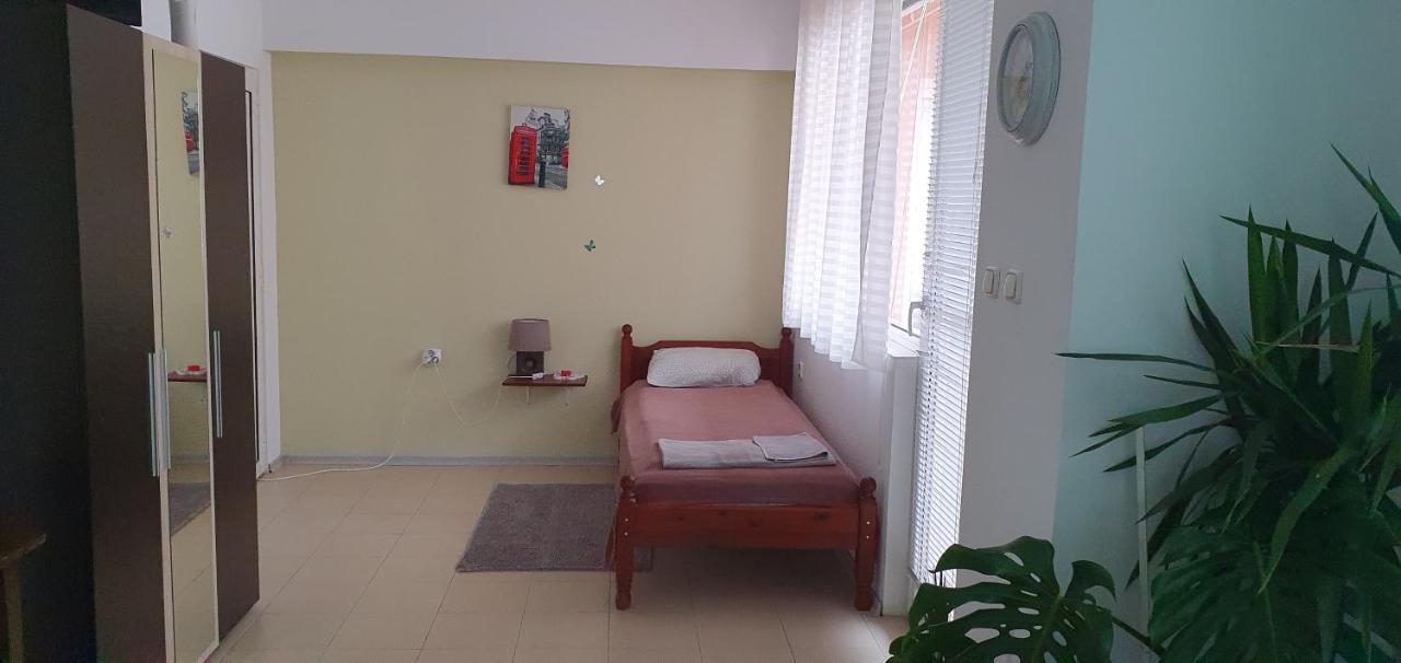 Rooms Lagat 特罗扬 外观 照片